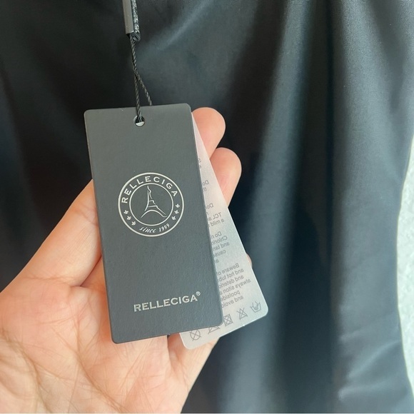 RELLECIGA BLACK ONE PIECE WOMEN SWIMSUIT SIZE SMALL BRAND NEW - Picture 6 of 7